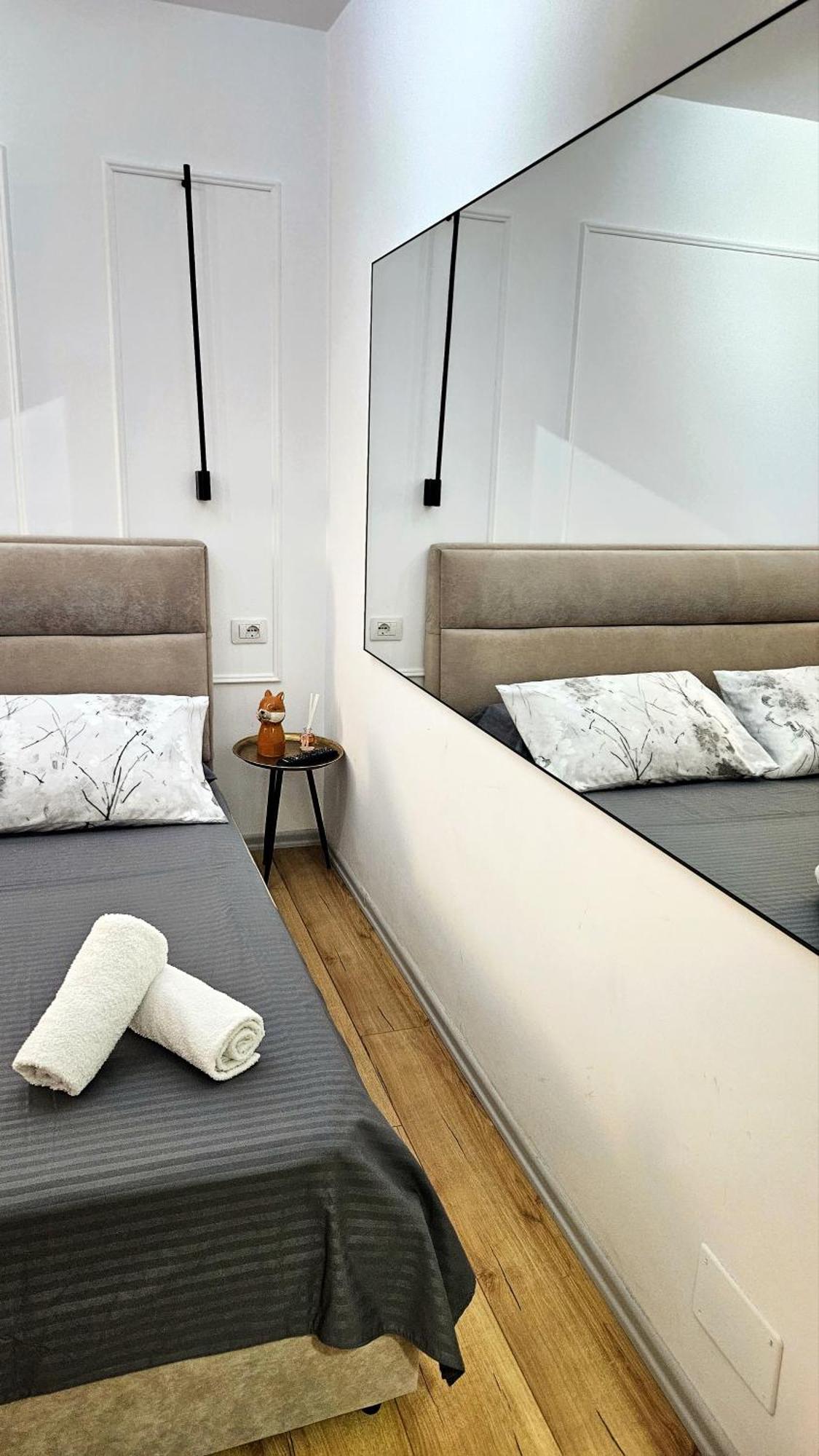 Coco'S Apartment 티라나 외부 사진